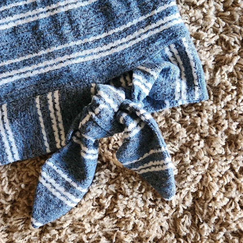 Chico's womans size 1 blue and white stripe casual shirt - Picture 2 of 7